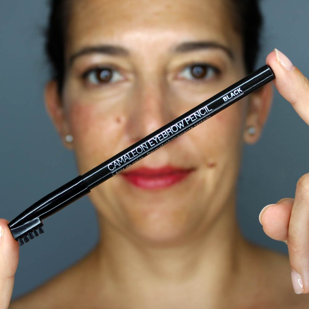 black eyebrown pencil